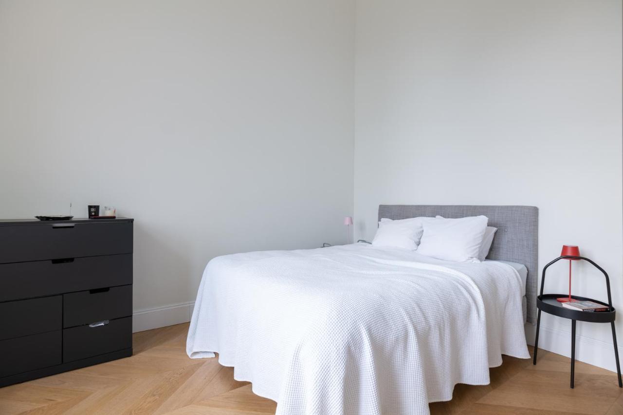 Stunning Apartment In City Center Viena Exterior foto